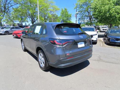 Modern Steel Metallic 2024 Honda HR-V LX