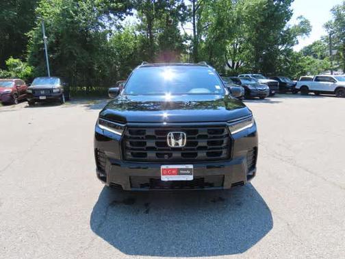 Crystal Black Pearl 2026 Honda Pilot Sport