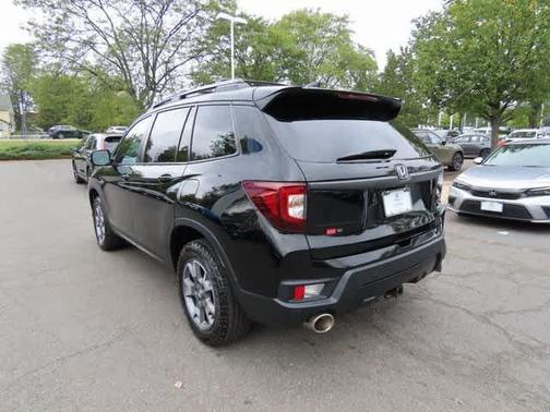 2022 Honda Passport AWD TrailSport