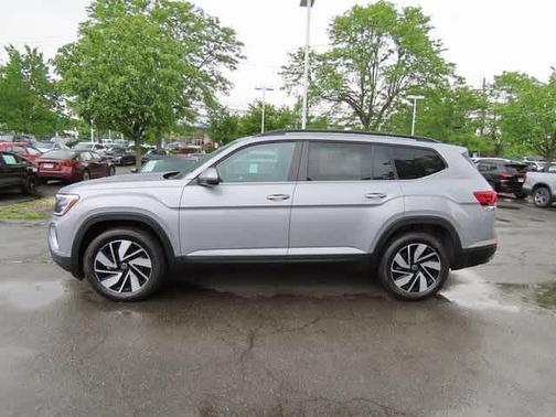 2025 Volkswagen Atlas 2.0T SE w/Technology 4MOTION