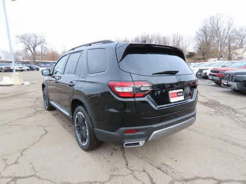 2026 Honda Pilot Touring 8-Passenger