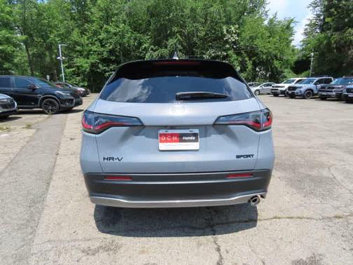 Urban Gray Pearl 2027 Honda HR-V Sport
