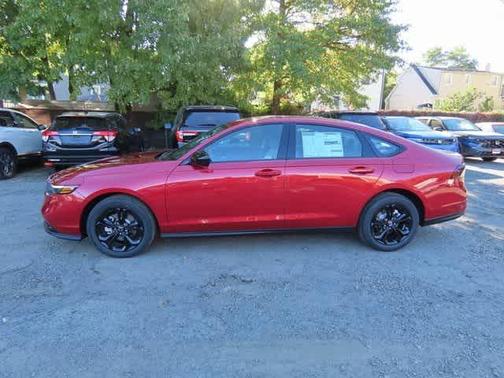 2025 Honda Accord Sport SE 1.5T