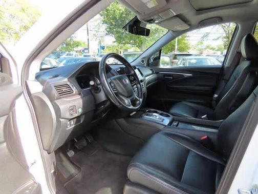 2022 Honda Pilot AWD Special Edition