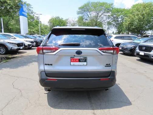 2023 Toyota RAV4 Hybrid XLE