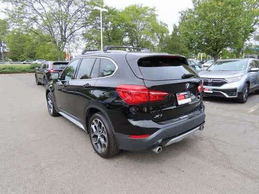 2021 BMW X1 xDrive28i