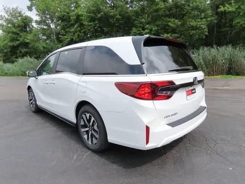 Platinum White Pearl 2026 Honda Odyssey EX-L