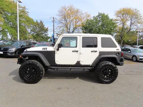 2014 Jeep Wrangler Unlimited Sport