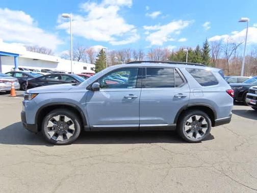 Sonic Gray Pearl 2026 Honda Pilot Elite