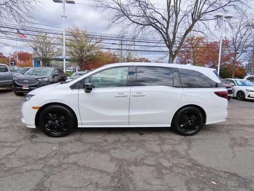 2023 Honda Odyssey Sport