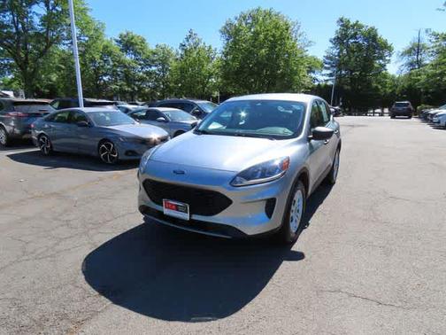 ICONIC SILVER 2022 Ford Escape S