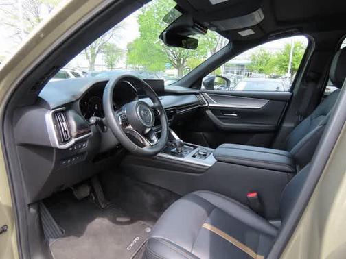 2025 Mazda CX-70 PHEV Premium Plus Package
