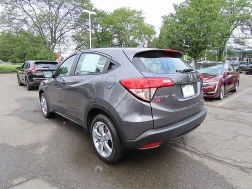 2022 Honda HR-V LX