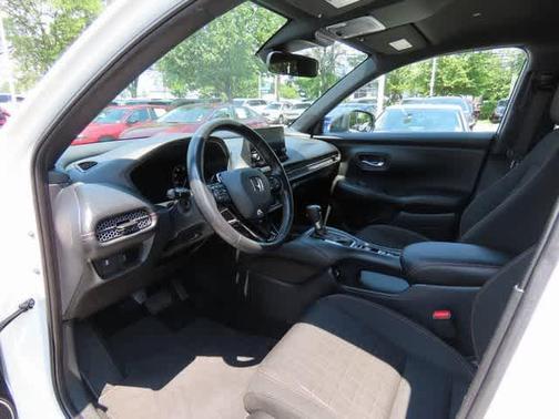 2023 Honda HR-V AWD Sport