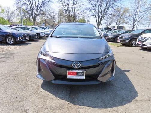 2022 Toyota Prius Prime XLE