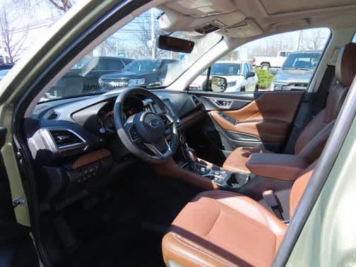 Jasper Green Metallic 2019 Subaru Forester Touring