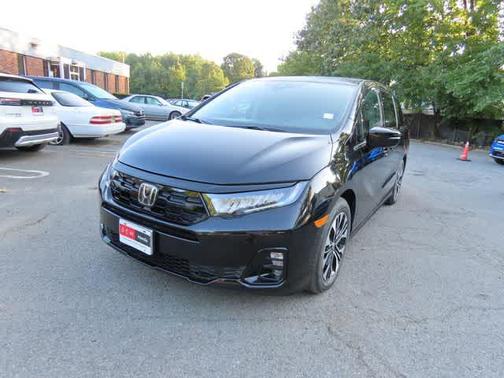 Crystal Black Pearl 2026 Honda Odyssey Elite