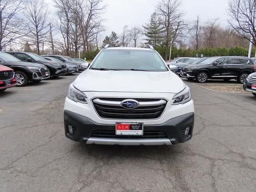 2022 Subaru Outback Touring