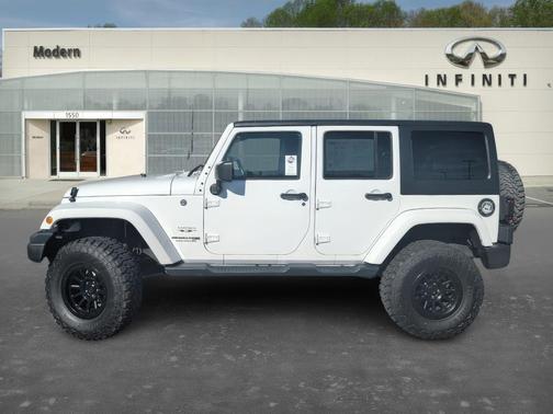 2018 Jeep Wrangler JK Unlimited Sahara