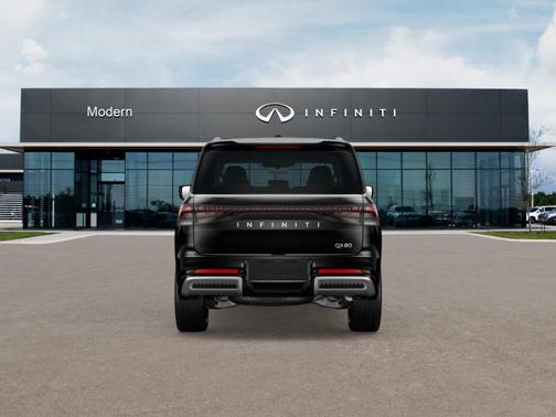 2025 INFINITI QX80 PURE