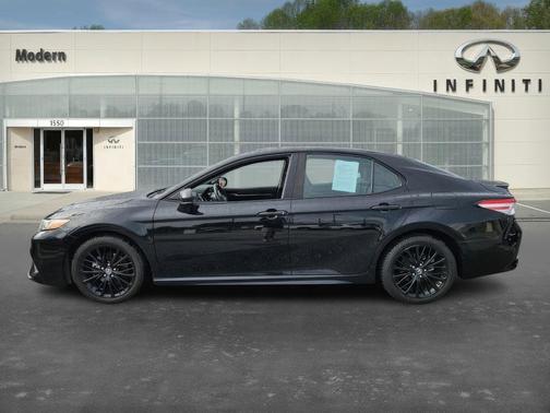 2020 Toyota Camry SE Nightshade