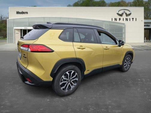 2023 Toyota Corolla Cross Hybrid SE