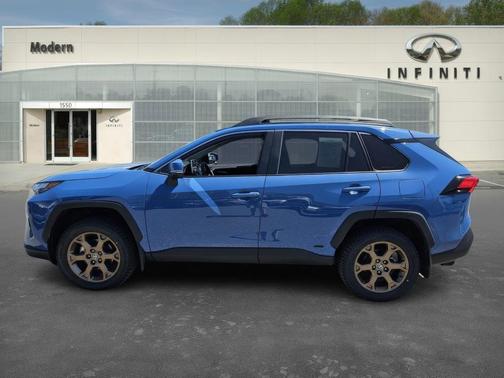2023 Toyota RAV4 Hybrid Woodland Edition