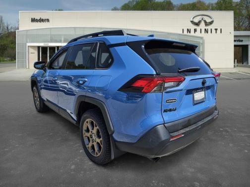 2023 Toyota RAV4 Hybrid Woodland Edition