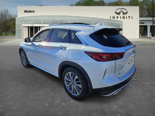 2025 INFINITI QX50 Luxe