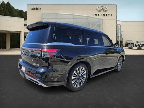 2025 INFINITI QX80 SENSORY