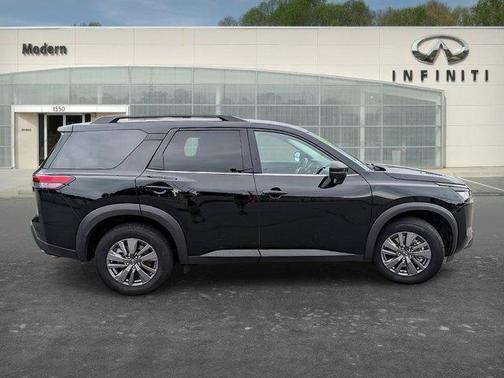 Black 2025 Nissan Pathfinder SV