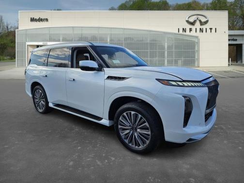 2025 INFINITI QX80 Luxe
