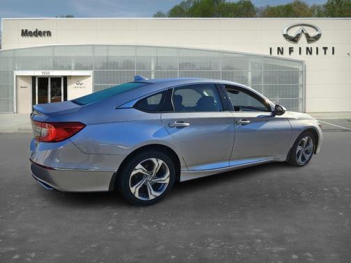 2019 Honda Accord EX