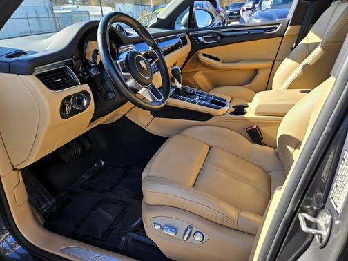 2018 Porsche Macan S