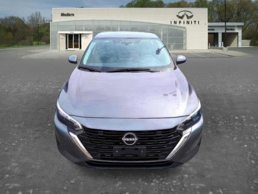 Gun Metallic 2025 Nissan Sentra SV
