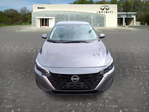 Gun Metallic 2025 Nissan Sentra SV