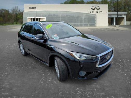 Black Obsidian 2025 INFINITI QX50 Luxe
