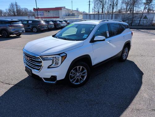 2024 GMC Terrain SLT