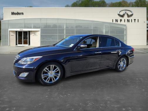2013 Hyundai Genesis 3.8