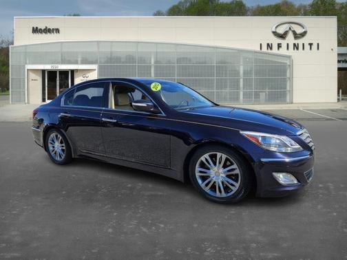 2013 Hyundai Genesis 3.8