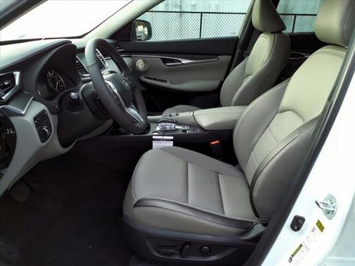 2025 INFINITI QX50 Luxe