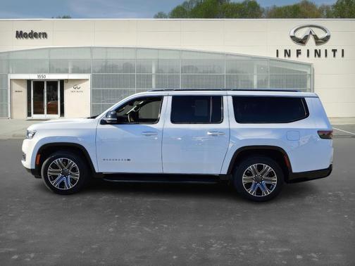 2024 Jeep Wagoneer L Base