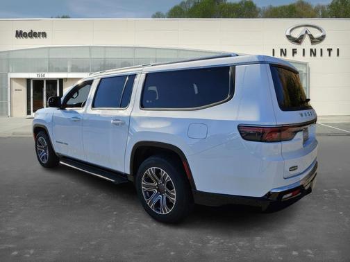 2024 Jeep Wagoneer L Base