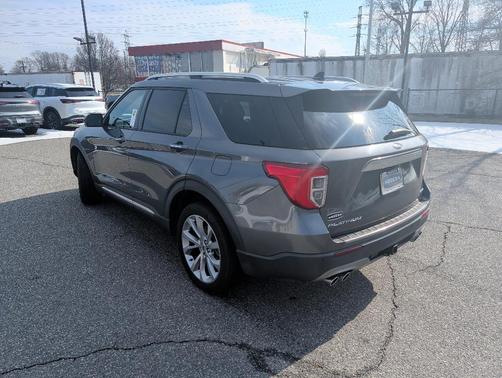 2021 Ford Explorer Platinum