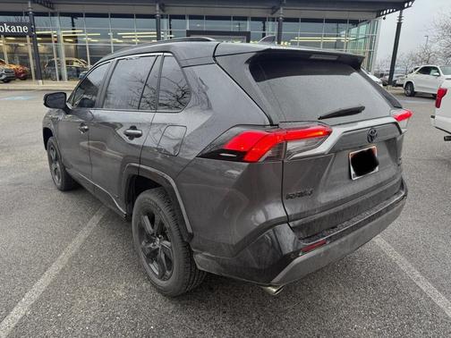 2021 Toyota RAV4 Hybrid SE