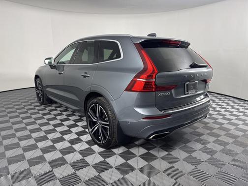 2018 Volvo XC60 T5 R-Design