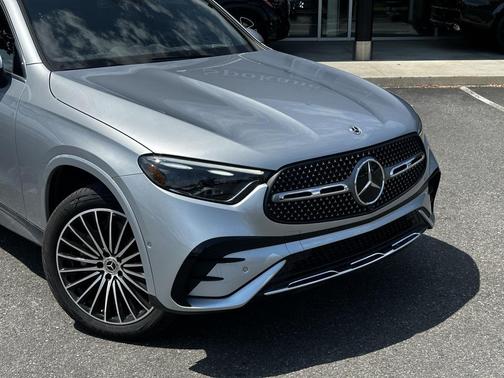 2024 Mercedes-Benz GLC 300 4MATIC