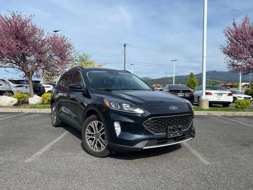 Blue Metallic 2021 Ford Escape SEL