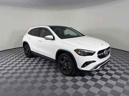 Polar White 2026 Mercedes-Benz GLA 250 4MATIC