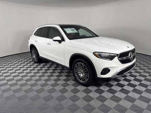 Polar White 2026 Mercedes-Benz GLC 300 4MATIC